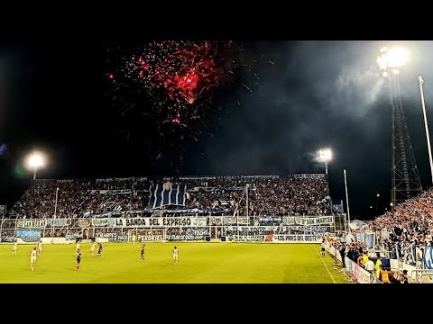 "LA FIESTA Y LOCURA EN EL FINAL " Barra: La Banda del Expreso &bull; Club: Godoy Cruz