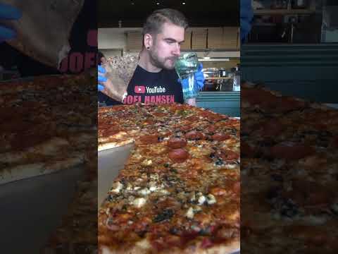 The Ultimate Guide to Traditional New York Style Pizza: Quality Ingredients and Light Toppings