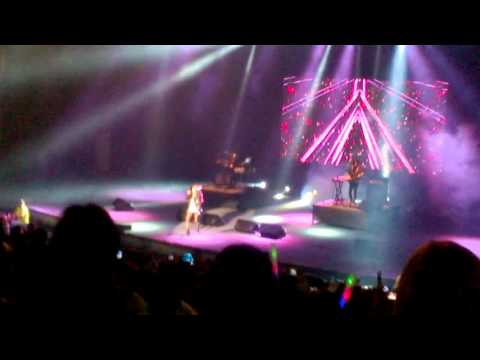 K-POP en lima 21/11/2015 en el parque de la exposicion