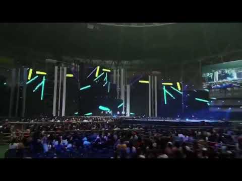 180802 THE BOYZ - LOVE ME RIGHT (EXO) at Korea Music Festival 2018