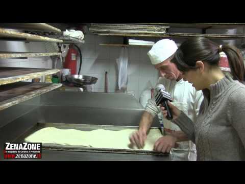 Bread Cravings - Macrì Bakery in Genoa Boccadasse - Making Genoese Focaccia