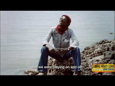 I Bring What I Love - Youssou N'Dour & Mbaye Dieye Faye run away