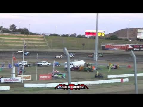 30.03.2019 Big Heat 1 Wingless Sprintcar Crash