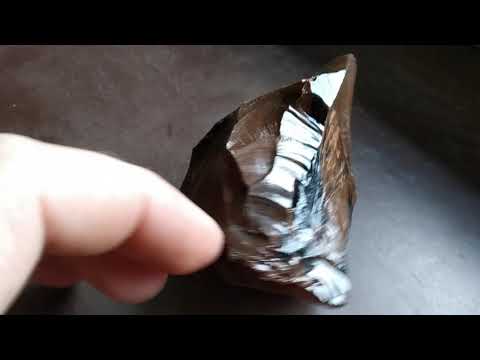 Krzemień pasiasty brązowy kolekcjonerski