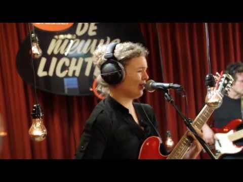 Studio Brussel: Roselien - Pump up the jam (Technotronic cover)