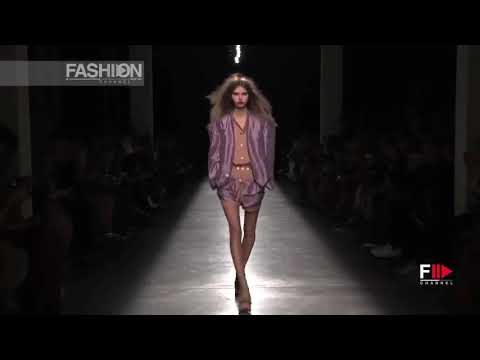 VIVIENNE WESTWOOD feat. Andreas Kronthaler Full Show Spring Summer 2017 Paris by Fashion Channel