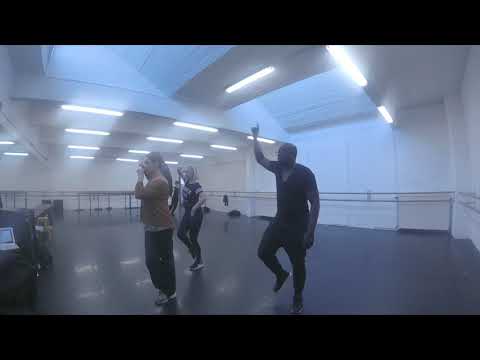 X-session : Back to the 90 's at Sportpaleis