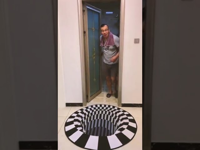 Vídeo relacionado con 3D Rugs Illusion - Hole Mat, Anti-Slip Decor, Floor Supply with Durable Feature, Area Carpet with Practical Detail, Rugs, Bathroom Kitchen Door Floor Home Christmas Halloween Bedroom Living Room