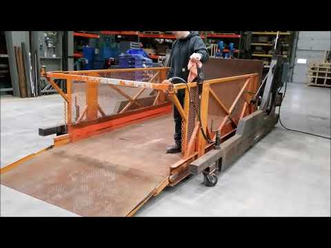 Superior 8,000 lbs. Dock Leveler - Gallery Thumbnail 15