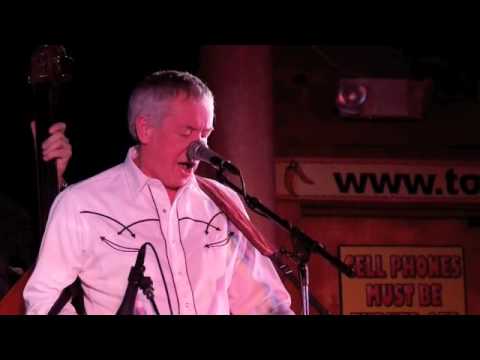 Red Dirt Road at the Towne Crier