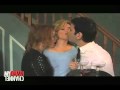 Alicia Witt kisses Elizabeth Banks- Wainy Days