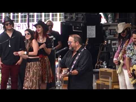 The Mavericks (w/Sweet Lizzy Project) - Guantanamera & Twist and Shout - Indian Ranch, Webster Ma