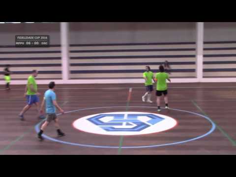 Fidelidade Futsal Cup 2016: MUITA PARRA E POUCA UVA vs OUTSIDERS SPORT CLUB - Resumo