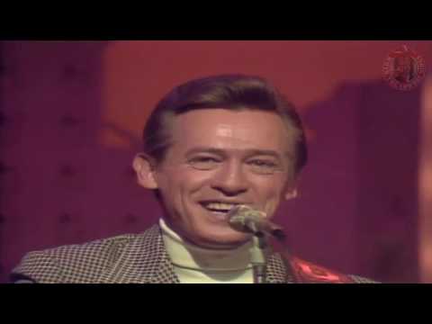 Cal Smith - Between Lust and Watching TV 1974