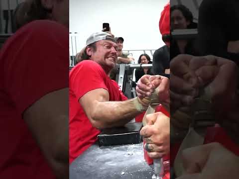 Devon larratt VS Brandon Allen🔥#shorts #armwrestling
