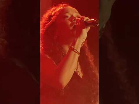 @ClementineDouglasMusic performing 'BLESSINGS' live with @CalvinHarris at @ushuaiaibiza!