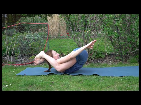 Bein- und Hüftdehnungen im Ashtanga-Stil