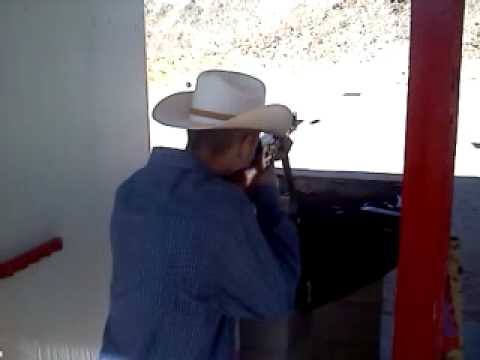 Jorge tirando con el 223