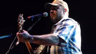 Aaron Lewis - She&#39;s All Lady (Jamey Johnson Song) LIVE 11/5/15