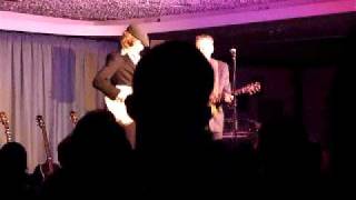 Kieran Murphy and Tommy Emmanuel live on stage