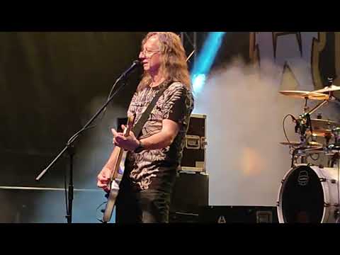 Alkehol: Pivo dělá hezká těla (Rot Kart Fest, Velké Losiny, 25. 8. 2023)