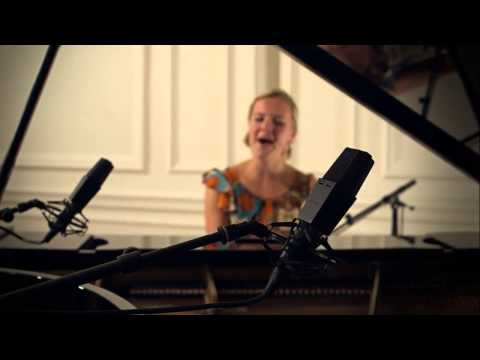 Eleanor the Pianist Video