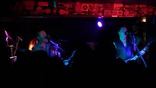 The Vibrators - Disco In Moscow + The Kid&#39;s A Mess