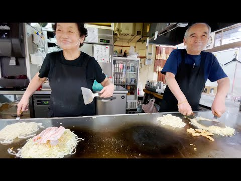 [Carpa Hiroshima Okonomiyaki] ¡Una madre dinámica y un padre cálido! ¿Cuál es la vida okonomiyaki de estos dos? [OKONOMIYAKI] 27 años en Kanda, Tokio, una zona ferozmente competitiva. La atmósfera de Hiroshima y el auténtico sabor de la comida callejera japonesa.