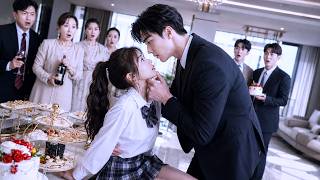 Music video thumbnail preview for 38岁的冷面总裁从不近女色向来冷心冷情，却唯独对弟弟的女友心动，得知弟弟出轨的那一刻理智瞬间崩塌，不顾一切也要将她抱回豪门宠成掌中宝！ by Highway