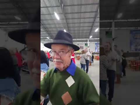 Bailinho da terceira idade no Bairro dos Esportes em Xanxerê-SC 