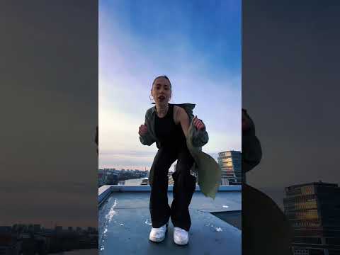 ohne dich wäre mein Welt zu klein 🌎 #deutschpop #laryssa #newcomer #musik #fürdich