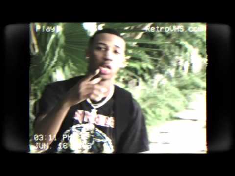 @summrsxo ft @_justdeuce -Eyes closed (prod @juniorislost)