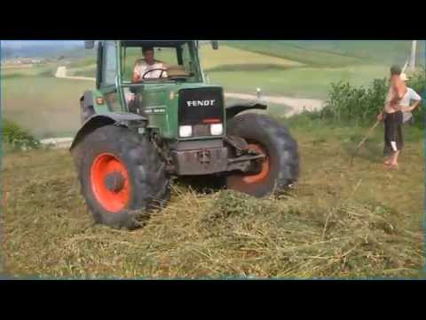 Morning baling - in Laza (July 2015)