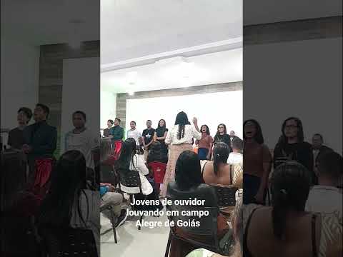 jovens de ouvidor goias louvando em campo Alegre de Goiás.