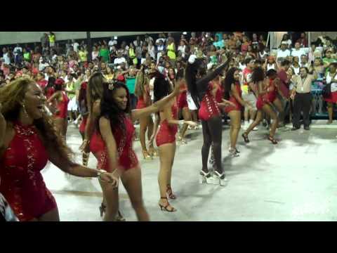 Grande rio répétition carnaval de rio 2010 - batterie et passistas 17_01_2010