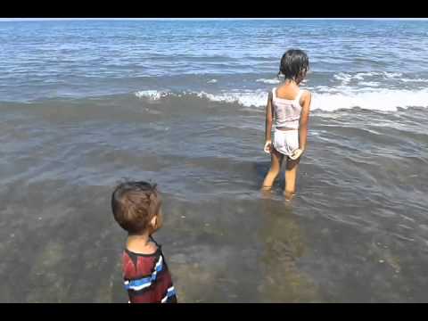 Mandi di Rening beach....