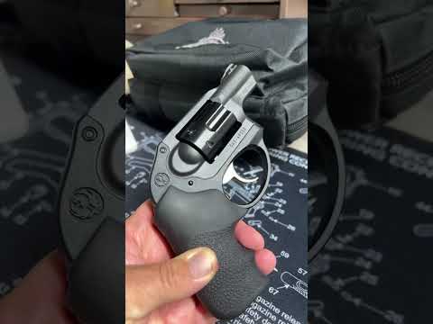 Ruger LCR .327 Federal Magnum. Perfect deep concealed gun.
