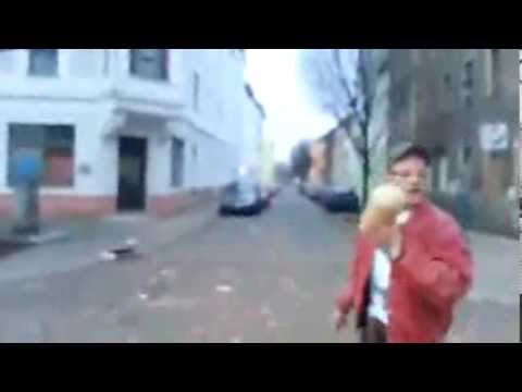 Vollidioten mit Feuerwerk - Salute auf offener Strasse - Krasser Kai Uwe