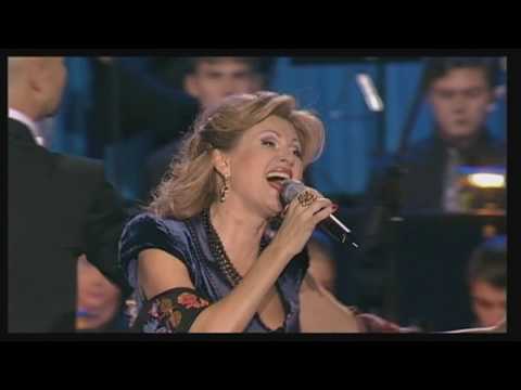 Россия. Калина красная HD Поёт Вика Цыганова. Лучшее выступление. Kalina Krasnaya. Russian. Superb