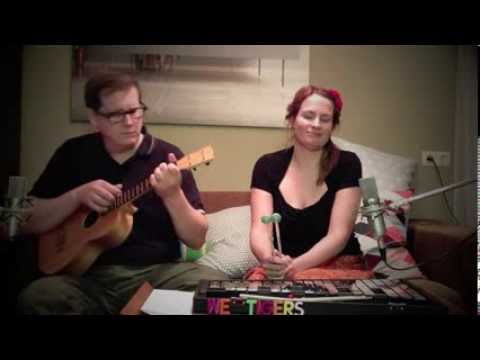 A Doppia Faccia - Nora Orlandi - baritone ukulele & glockenspiel cover