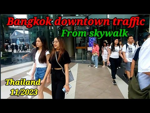 Sistema de tráfego movimentado no centro de Bangkok no domingo, 12 | Tour pela Tailândia 2023