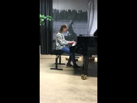 Huhtikuu 2016 matinea. Erika Kuumala