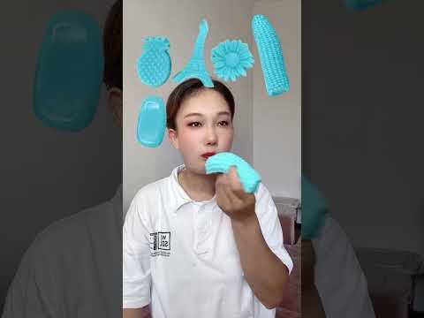 Qingdao Food Guide: A Simple Meal Blue Food Blue Series Brushed