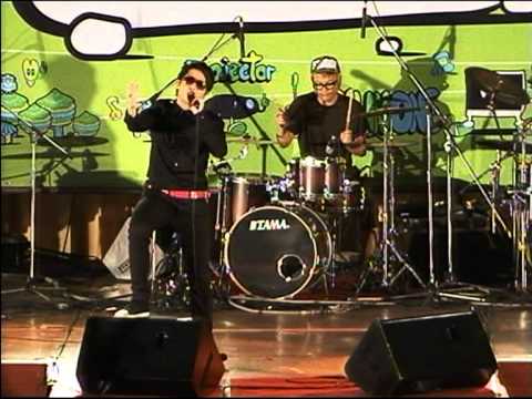 KMUTT Freshy Night 2011 - เต้ - กรุงเทพมาราธอน.mpg