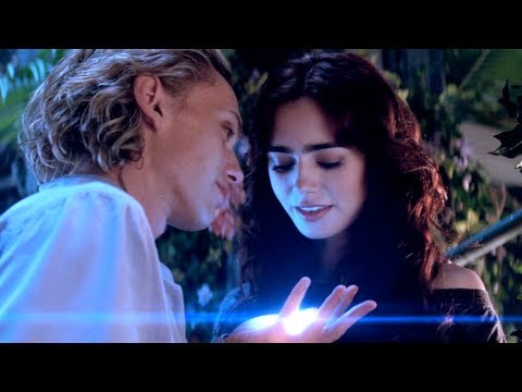 The Mortal Instruments: City of Bones (Extended Clip)