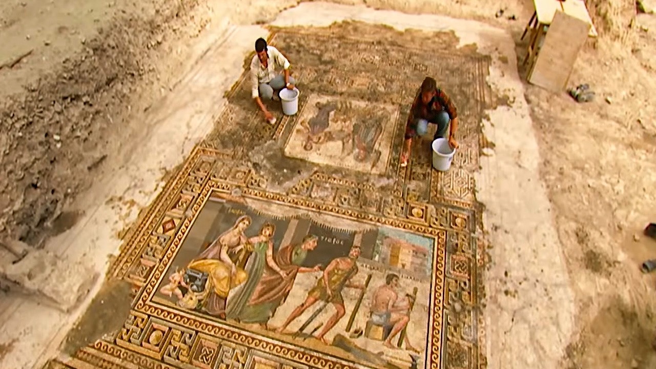 The disappearance of the ancient city of Zeugma
