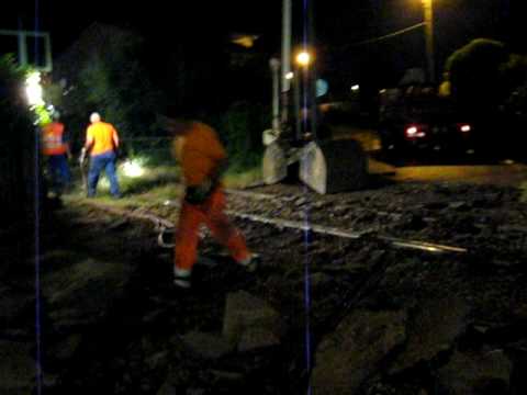 sostituzione piano raso del passaggio a livello di Capralba linea Treviglio-Cremona parte 1