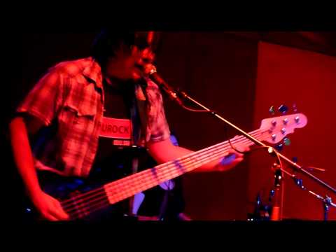 Dandelion children - History of fail (Live) Orto Bar 2013