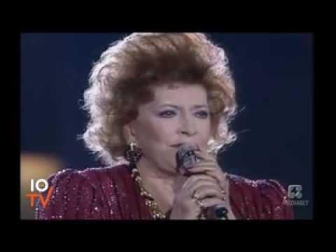 Nilla Pizzi - Grazie dei fiori (C'era una volta il festival 1989)