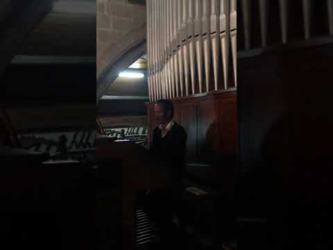 Hitako izao sakaiza (FFPM122) (Gott Erhalte) - by Vitou Razafitrimo - Ambohipotsy Organ